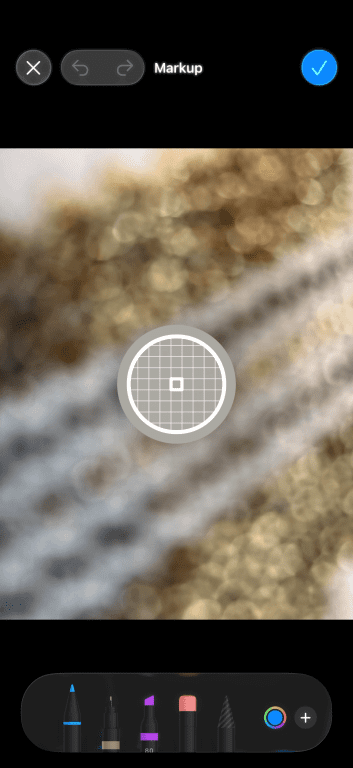 iPhone eyedropper tool automatically picking the color of a photo's background.